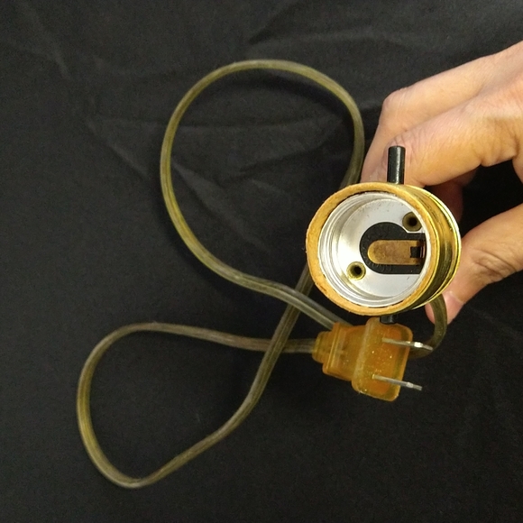 Vintage Basket Adapter w/ Brown Cord - Picture 2 of 5